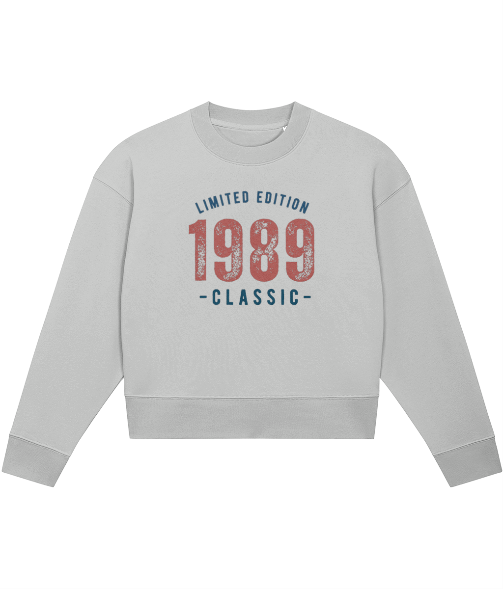 TayTay, 1989 Retro Limited Edition Crop-sweatshirt, Embrace the essence of Taylor's iconic 1989 period with our 1989 Retro Limited Edition Crop-sweatshirt, a perfect blend of style and homage. This piece isn't just apparel; it's a piece of music history,