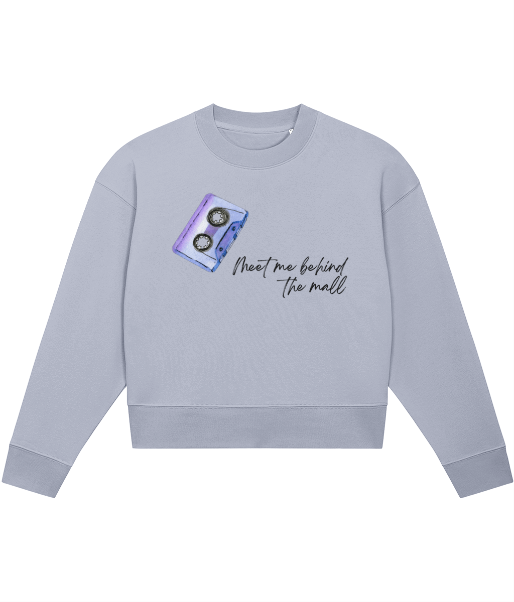 TayTay, Meet Me Behind The Mall Crop-sweatshirt, Dive into Folklore with Taylor's favourite lyric from the song August. Weight:300gsm Material:85% organic ring-spun combed cotton, 15% recycled polyester. Set-in sleeve 1x1 rib at neck collar, sleeve hem an